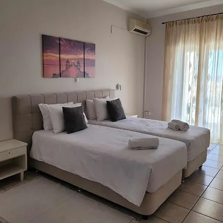 Kiki's Penthouse Apartamento Corfu (city)