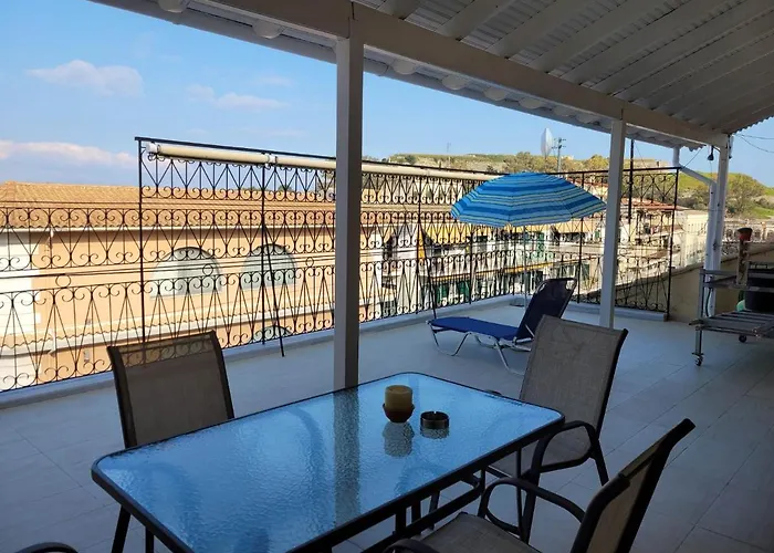 公寓 Kiki's Penthouse Corfu (city)