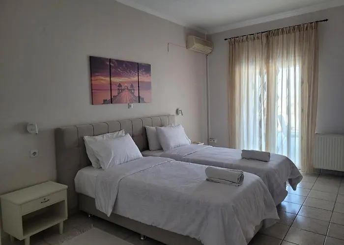 Kiki's Penthouse * Corfu (city)