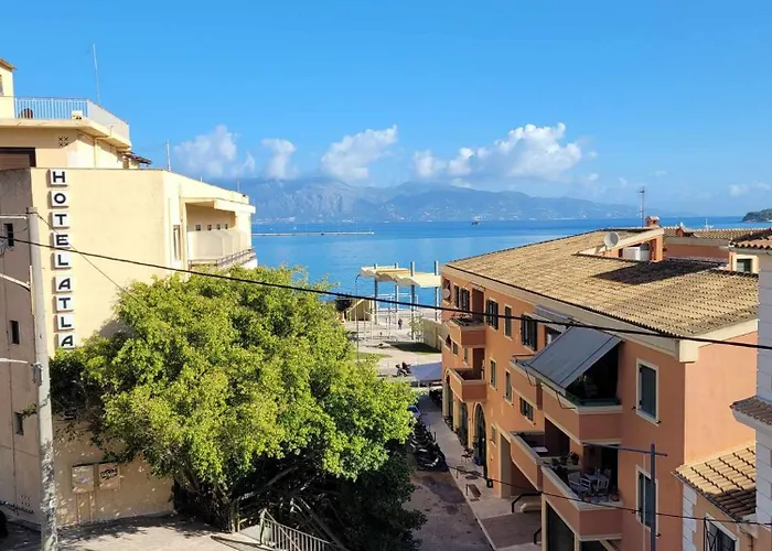 公寓 Kiki's Penthouse Corfu (city)