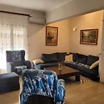 Kiki's Penthouse Apartament *